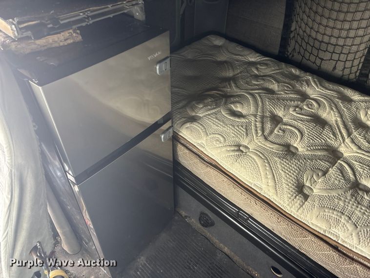 image for item FG1503 2009 Freightliner CST120 semi truck