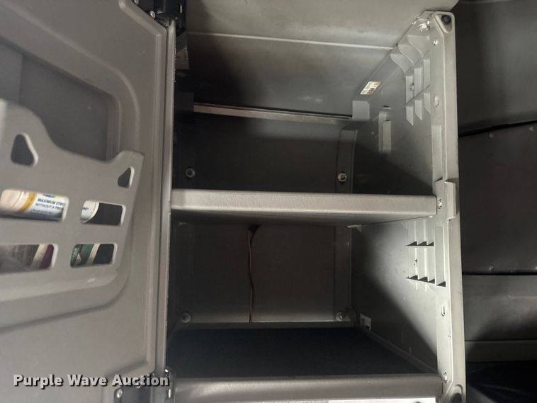 image for item FG1503 2009 Freightliner CST120 semi truck