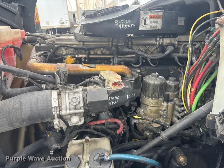 image for item FG1503 2009 Freightliner CST120 semi truck