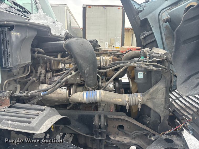 image for item FG1503 2009 Freightliner CST120 semi truck