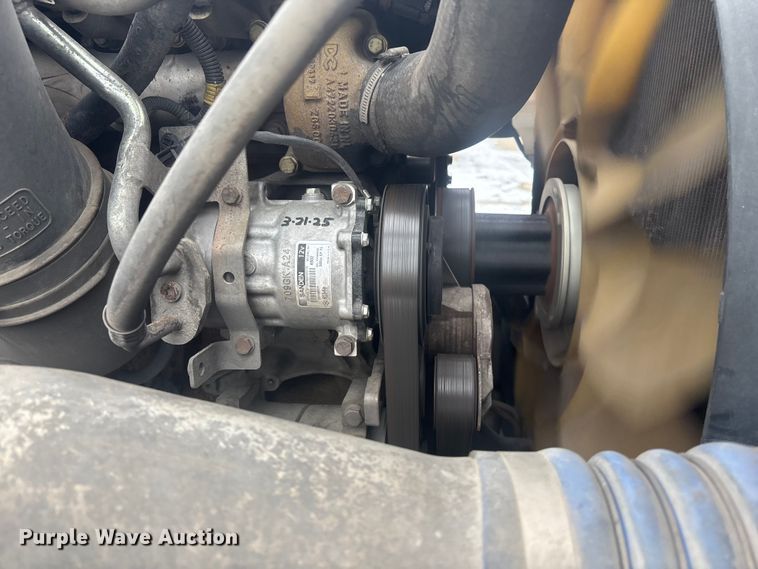 image for item FG1503 2009 Freightliner CST120 semi truck