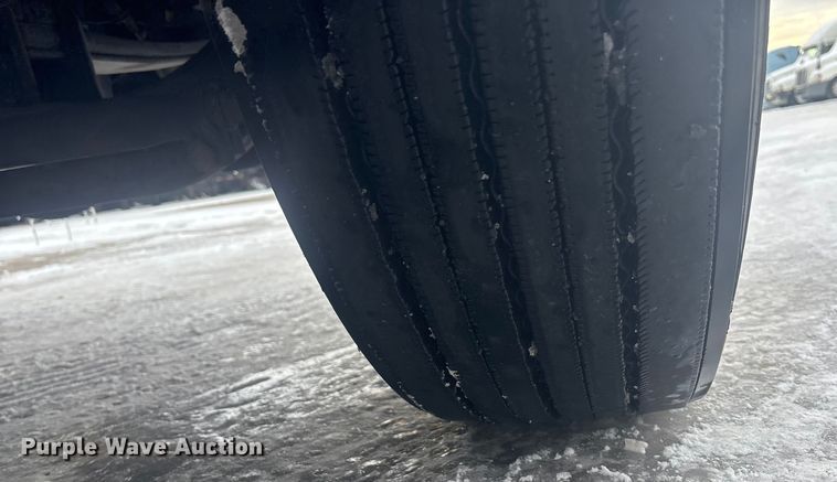 image for item FG1503 2009 Freightliner CST120 semi truck