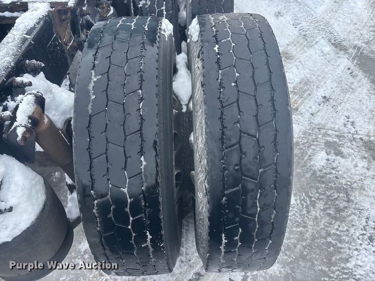 image for item FG1503 2009 Freightliner CST120 semi truck