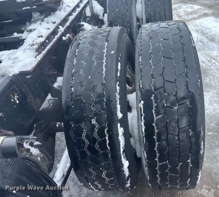 image for item FG1503 2009 Freightliner CST120 semi truck