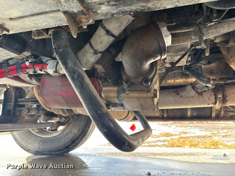 image for item FG1545 2012 Kenworth T800 semi truck