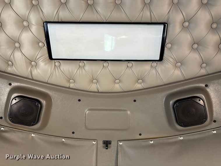 image for item FG1545 2012 Kenworth T800 semi truck