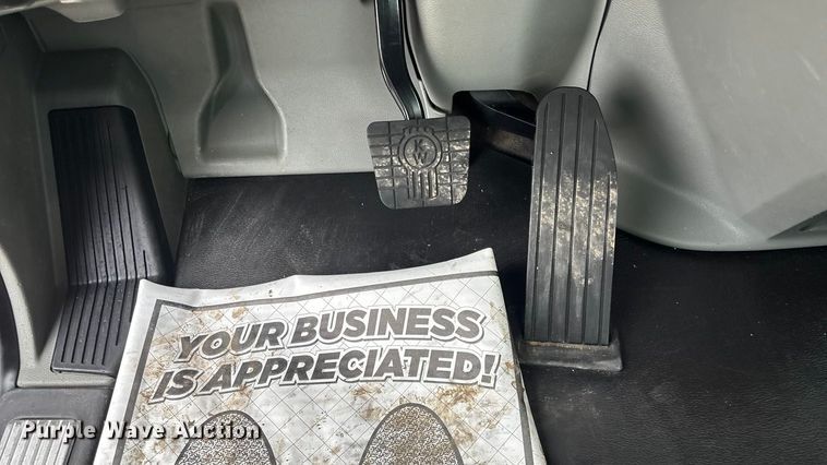 image for item FG1546 2018 Kenworth T880 semi truck