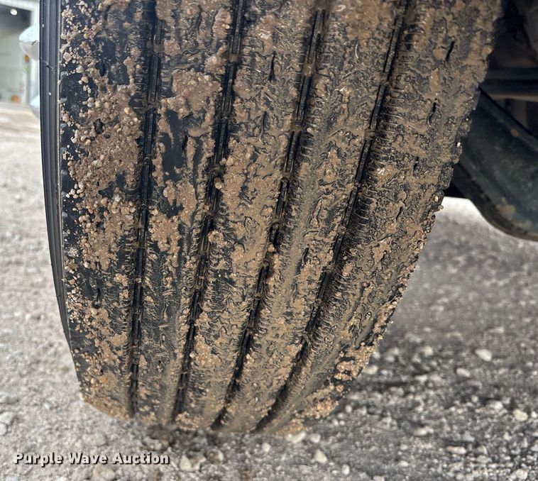 image for item FG1546 2018 Kenworth T880 semi truck