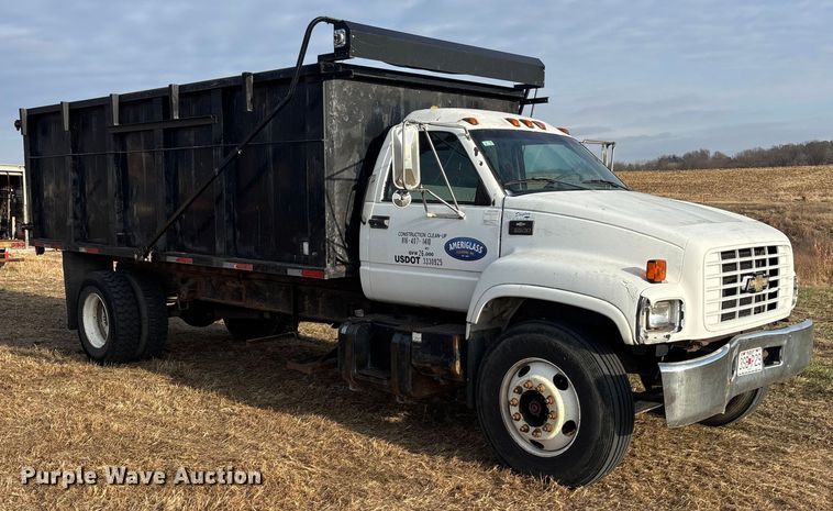 image for item FG1600 2001 Chevrolet C6500 dump truck