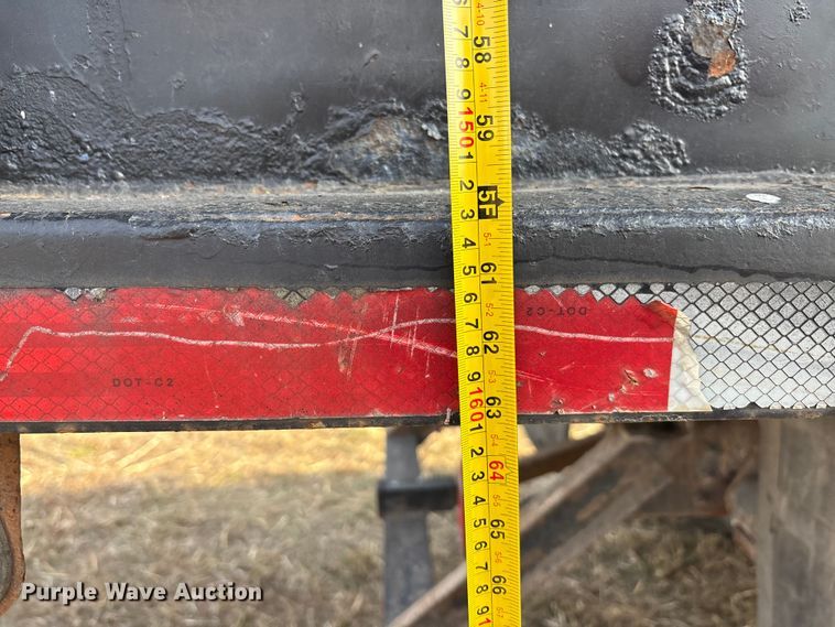 image for item FG1600 2001 Chevrolet C6500 dump truck