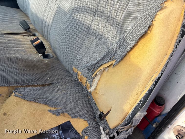 image for item FG1600 2001 Chevrolet C6500 dump truck