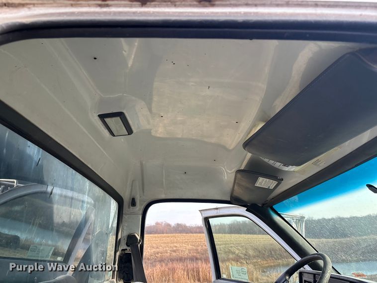 image for item FG1600 2001 Chevrolet C6500 dump truck