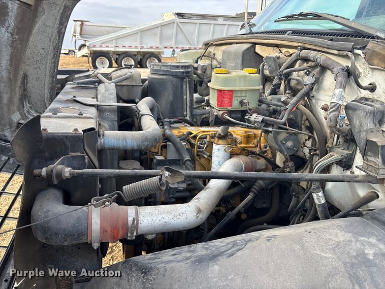 image for item FG1600 2001 Chevrolet C6500 dump truck