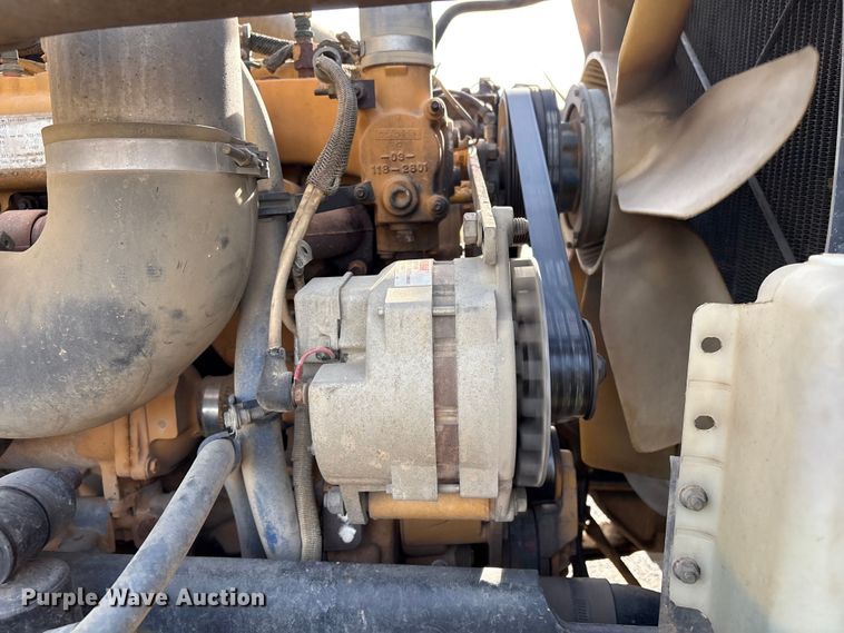 image for item FI0090 1999 Western Star 4900 semi truck