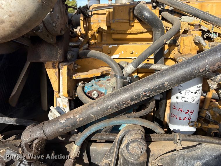 image for item FI0090 1999 Western Star 4900 semi truck