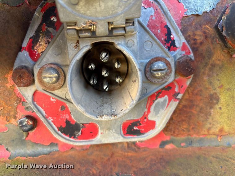 image for item FI0097 1981 Fruehauf PB-F2-40 flatbed trailer