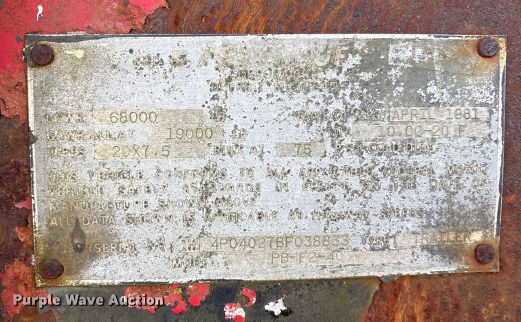 image for item FI0097 1981 Fruehauf PB-F2-40 flatbed trailer