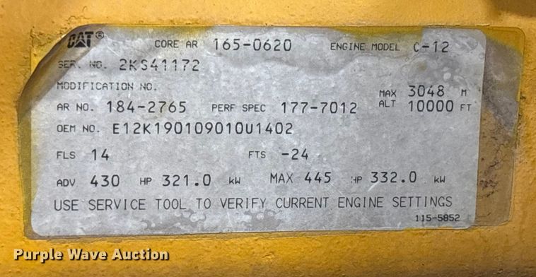 image for item FI1513 2000 Peterbilt 379 semi truck