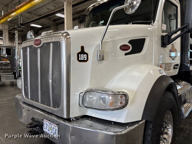 image for item FI1514 2015 Peterbilt 567 dump truck