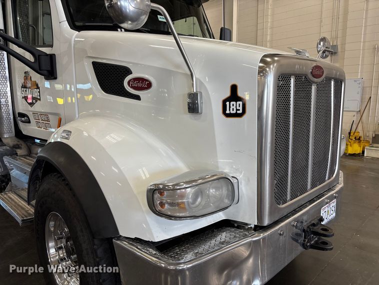 image for item FI1514 2015 Peterbilt 567 dump truck