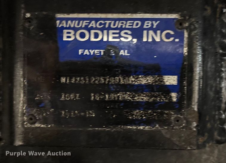 image for item FI1514 2015 Peterbilt 567 dump truck