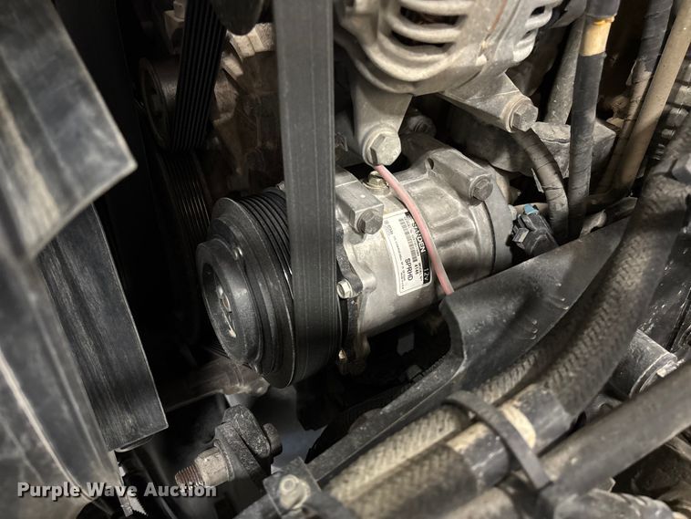 image for item FI1514 2015 Peterbilt 567 dump truck