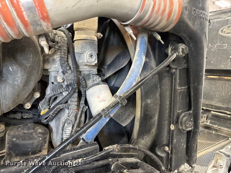 image for item FI1514 2015 Peterbilt 567 dump truck