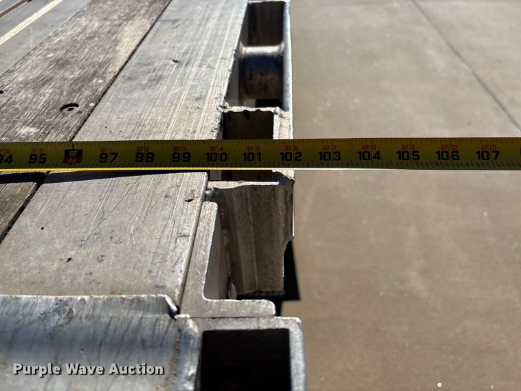 image for item FI1517 2014 Wilson AF-1080SS flatbed trailer