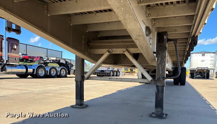 image for item FI1517 2014 Wilson AF-1080SS flatbed trailer
