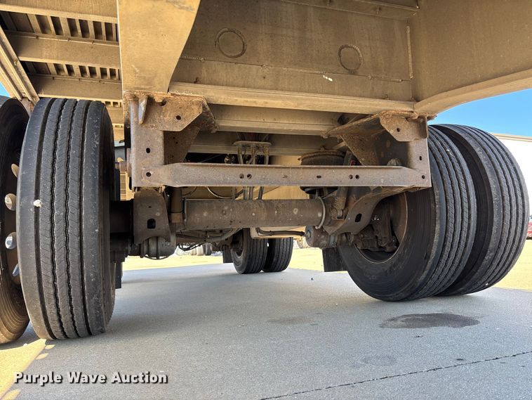 image for item FI1517 2014 Wilson AF-1080SS flatbed trailer