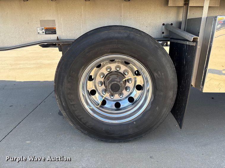 image for item FI1517 2014 Wilson AF-1080SS flatbed trailer