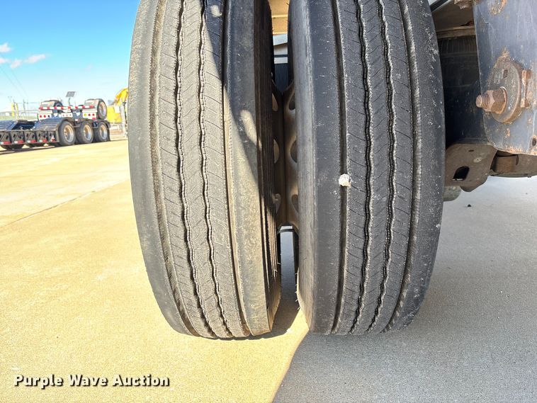 image for item FI1517 2014 Wilson AF-1080SS flatbed trailer