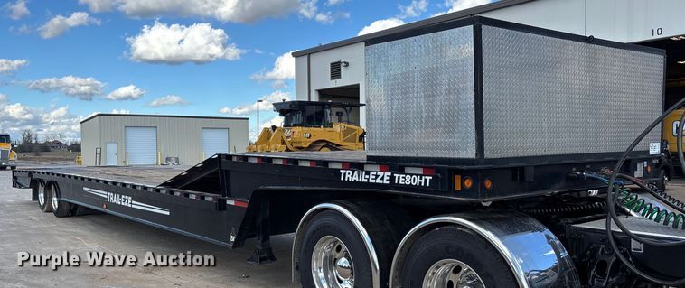 image for item FI1520 2014 Trail-Eze TE80HT drop deck hydraulic tail equipment trailer