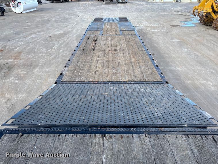 image for item FI1520 2014 Trail-Eze TE80HT drop deck hydraulic tail equipment trailer