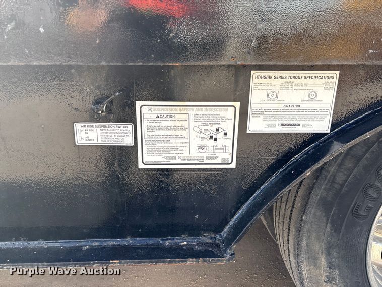 image for item FI1520 2014 Trail-Eze TE80HT drop deck hydraulic tail equipment trailer