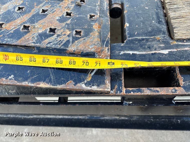 image for item FI1520 2014 Trail-Eze TE80HT drop deck hydraulic tail equipment trailer