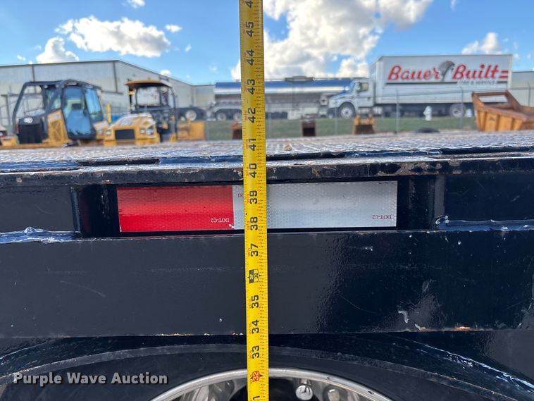 image for item FI1520 2014 Trail-Eze TE80HT drop deck hydraulic tail equipment trailer