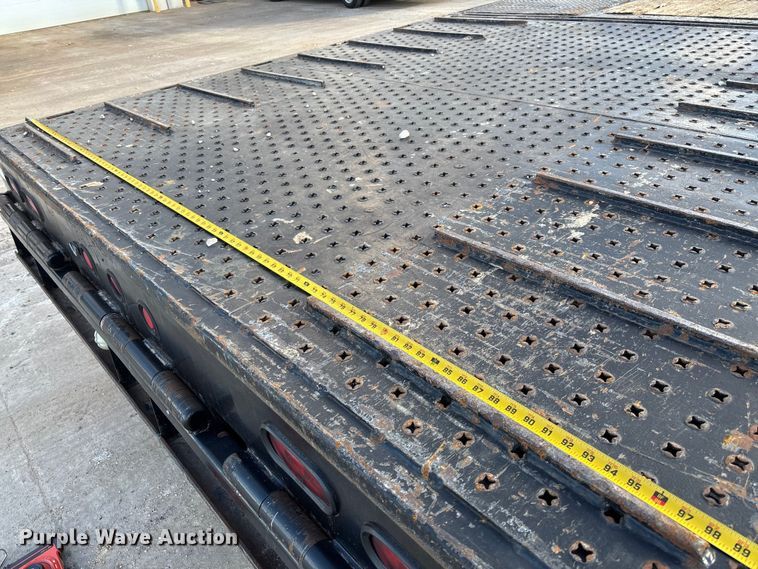 image for item FI1520 2014 Trail-Eze TE80HT drop deck hydraulic tail equipment trailer