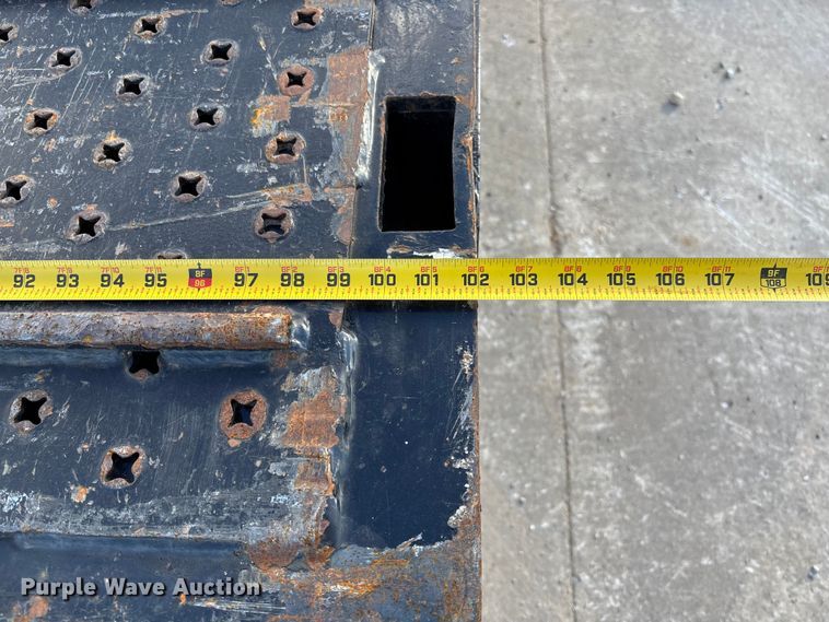 image for item FI1520 2014 Trail-Eze TE80HT drop deck hydraulic tail equipment trailer