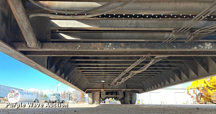 image for item FI1520 2014 Trail-Eze TE80HT drop deck hydraulic tail equipment trailer