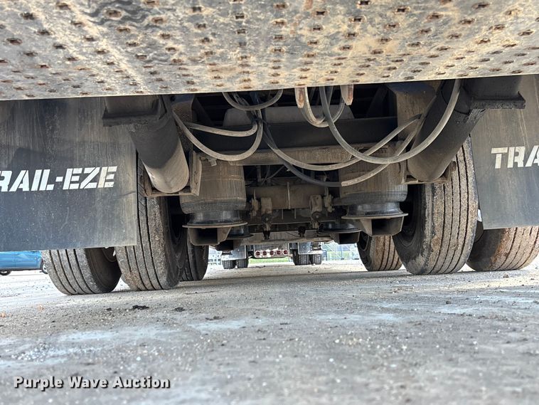 image for item FI1520 2014 Trail-Eze TE80HT drop deck hydraulic tail equipment trailer