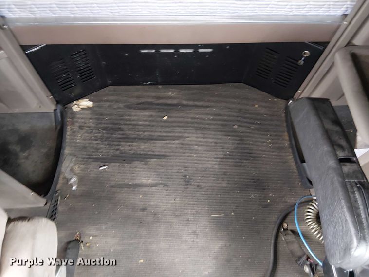 image for item FK0692 2007 Peterbilt 387 semi truck