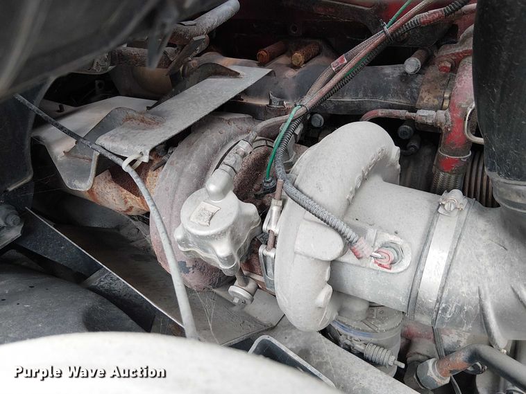 image for item FK0693 2006 Volvo VN semi truck