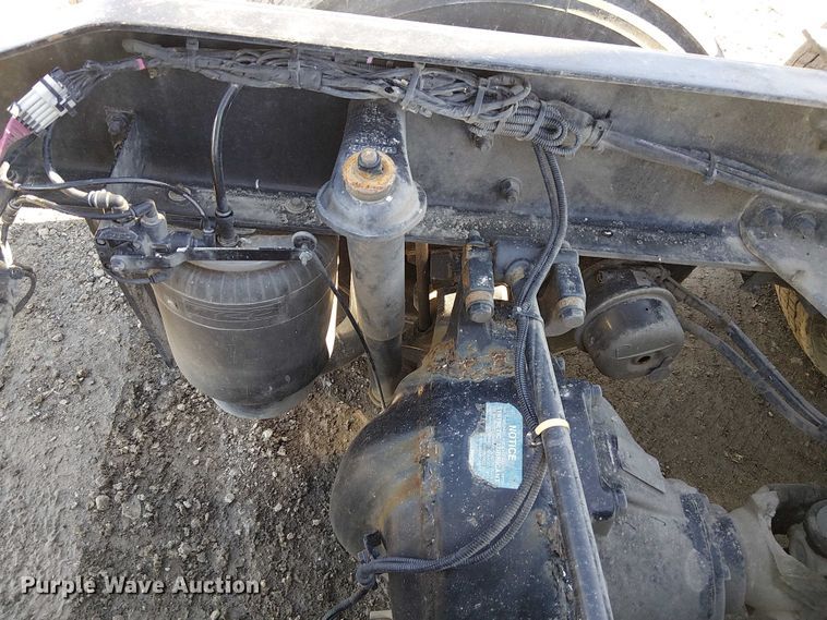 image for item FK0695 2022 Peterbilt 389  semi truck