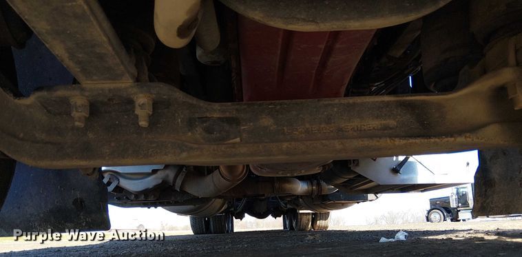 image for item FK0695 2022 Peterbilt 389  semi truck