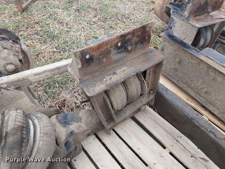 image for item FK0718 (2) lift axles 