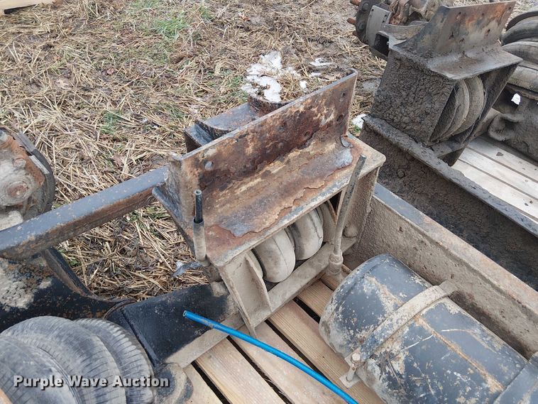 image for item FK0718 (2) lift axles 