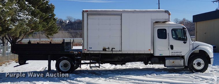 image for item FK0725 2020 Freightliner Business Class M2 Ext. Cab box / flatbed truck