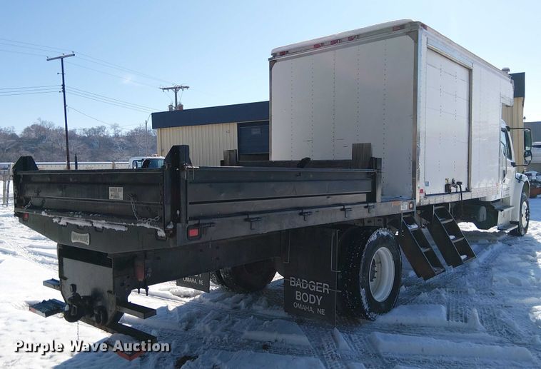 image for item FK0725 2020 Freightliner Business Class M2 Ext. Cab box / flatbed truck
