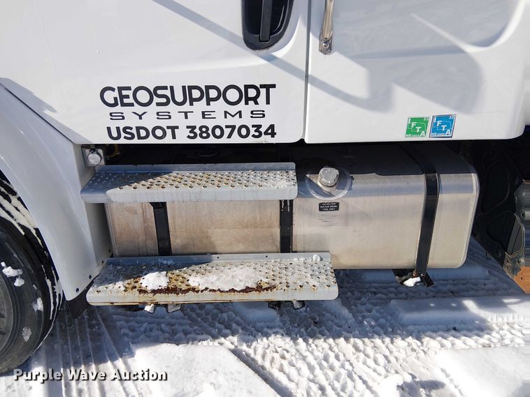 image for item FK0725 2020 Freightliner Business Class M2 Ext. Cab box / flatbed truck